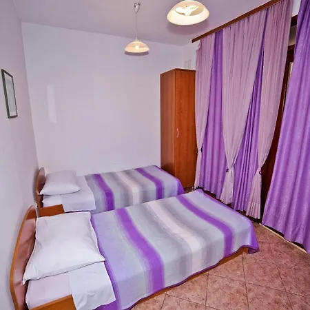 Apartment Maja Split