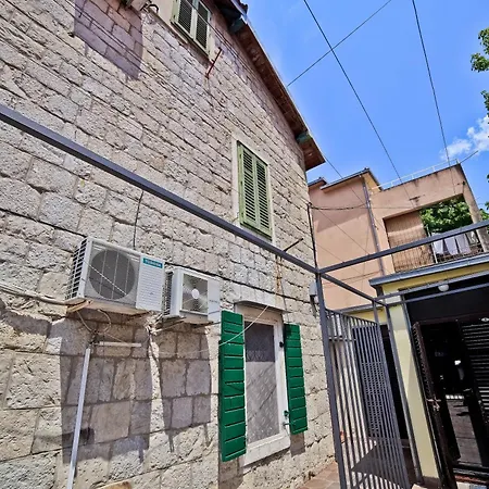 Apartment Maja Split